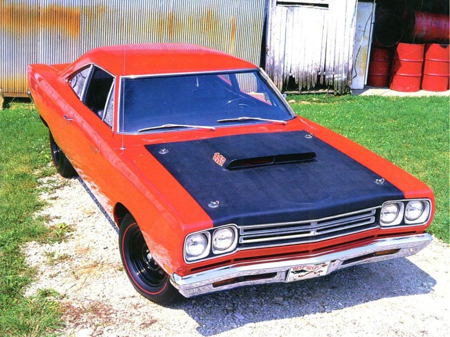  Plymouth Road Runner 440+6 Coupe 1969 года  (фото 12 из 13)
